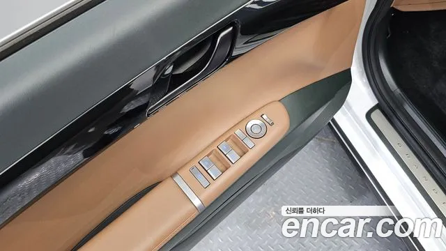 Hyundai Grandeur GN7 — Фото автомобиля 19