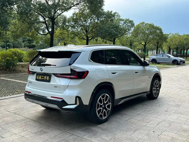 BMW X1 — Фото автомобиля 5