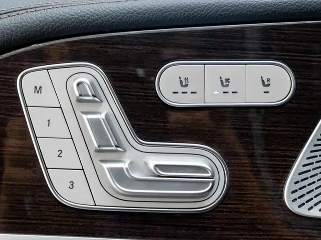 Mercedes-Benz GLE-Class — Фото автомобиля 24