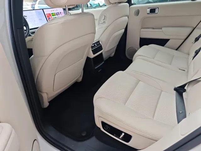 Li Auto Li Auto L7 2023 Pro — Фото автомобиля 9