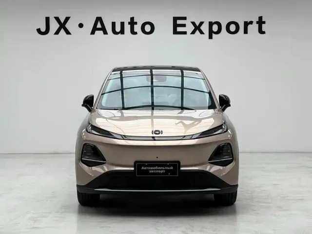 Changan Qiyuan Q05 — Фото автомобиля 2
