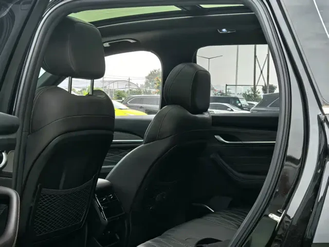 Geely Xingyue L — Фото автомобиля 4