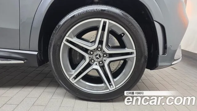 Mercedes-Benz GLS-Class — Фото автомобиля 15