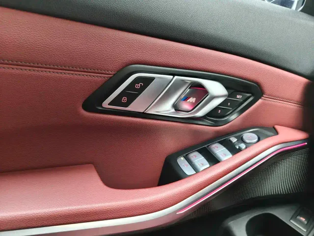 BMW 3 Series — Фото автомобиля 10