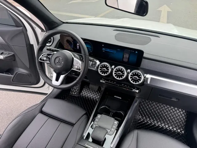 Mercedes-Benz GLB-Class — Фото автомобиля 19