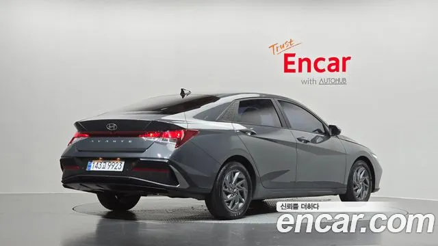 Hyundai Avante — Фото автомобиля 2