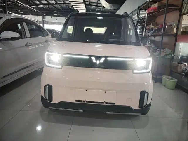 Wuling Motors Hongguang MINIEV 2022 GAMEBOY 200km Play Edition LFP — Фото автомобиля 2