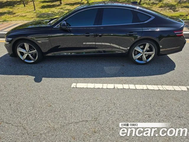 Genesis G80 RG3 — Фото автомобиля 12