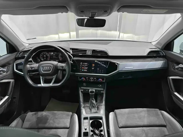 Audi Q3 — Фото автомобиля 13