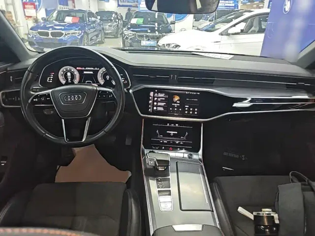 Audi A6L — Фото автомобиля 9