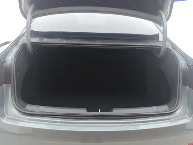 Geely Xingrui — Фото автомобиля 4