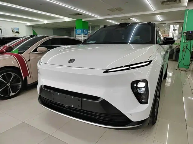 Фотография автомобиля — Nio ES8