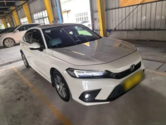 Honda Civic — Фото автомобиля 3
