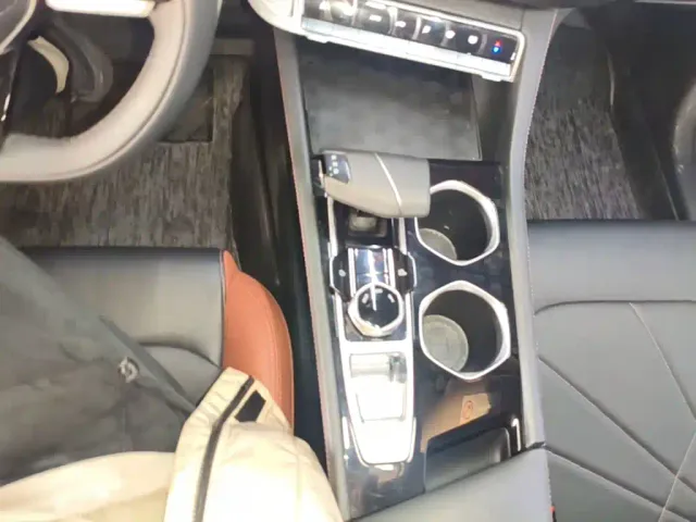 Changan Eado — Фото автомобиля 13