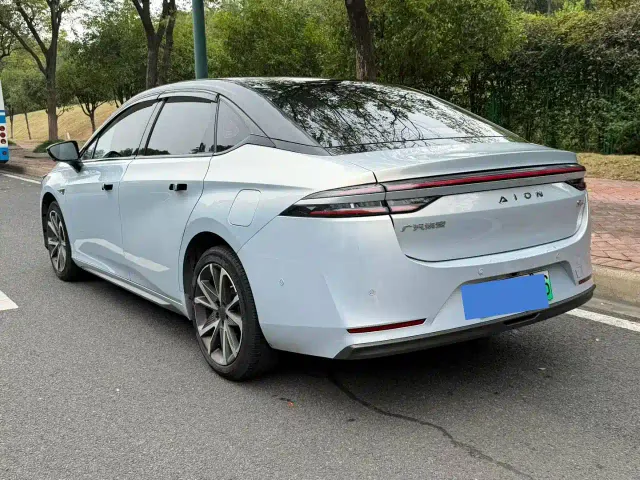 GAC Aion S Plus — Фото автомобиля 9
