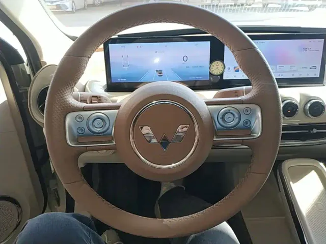 Wuling Bingo — Фото автомобиля 10
