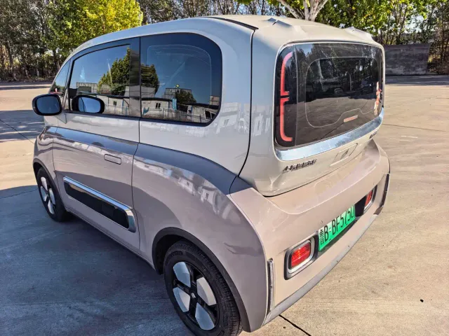 Baojun KiWi EV — Фото автомобиля 5