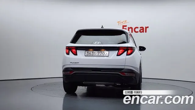 Hyundai Tucson Tucson (NX4) Бензин 1.6 турбо 2WD — Фото автомобиля 4