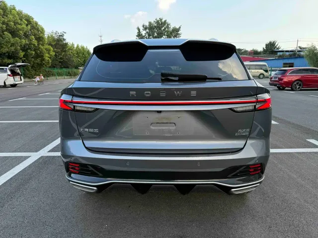 Roewe RX5 — Фото автомобиля 5