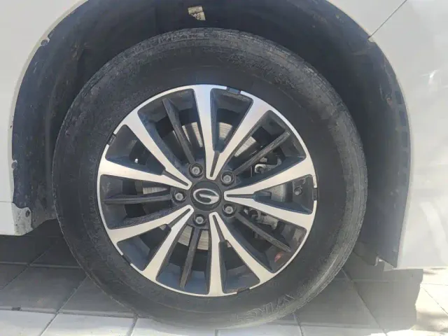 GAC Trumpchi M8 — Фото автомобиля 24
