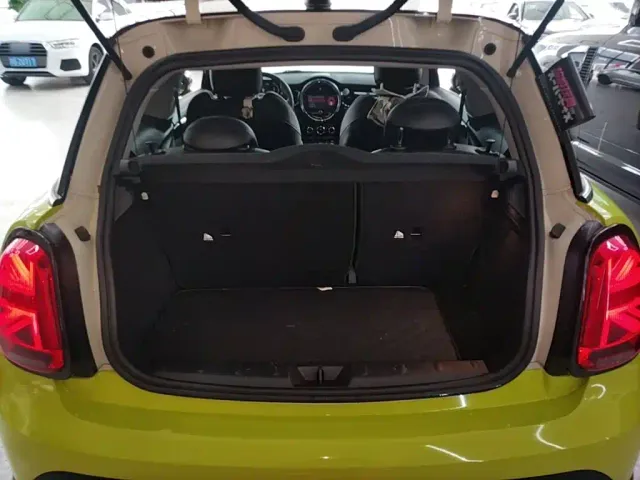 MINI Hatch — Фото автомобиля 18