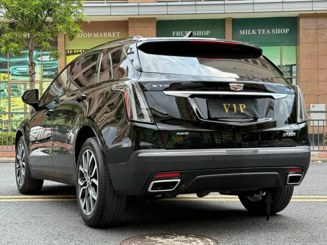 Cadillac XT5 — Фото автомобиля 4