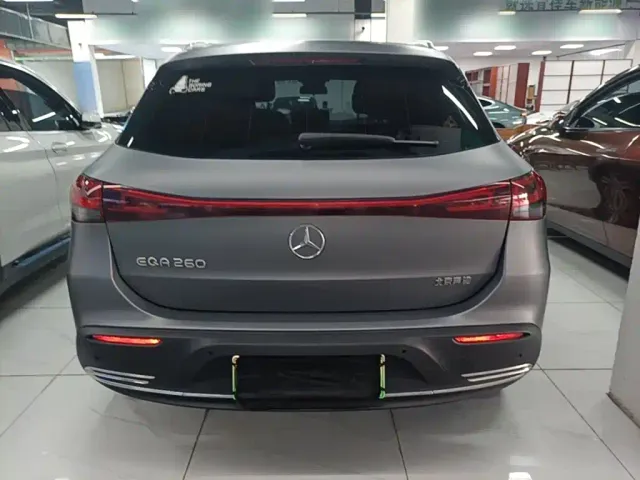 Mercedes-Benz EQA — Фото автомобиля 5