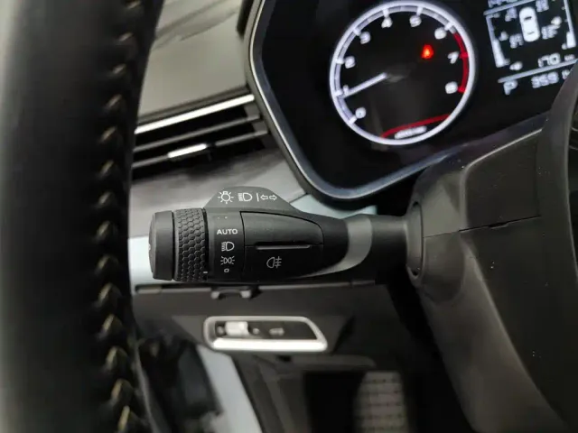 Geely Emgrand S — Фото автомобиля 21
