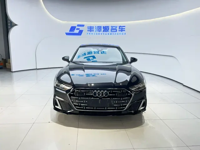 Audi A7L — Фото автомобиля 4