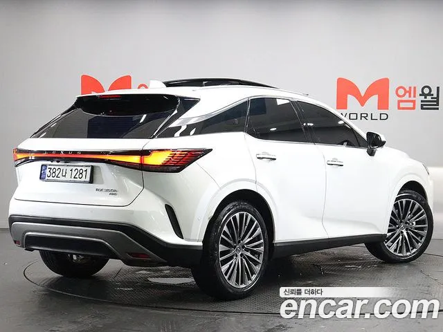 Lexus RX — Фото автомобиля 3