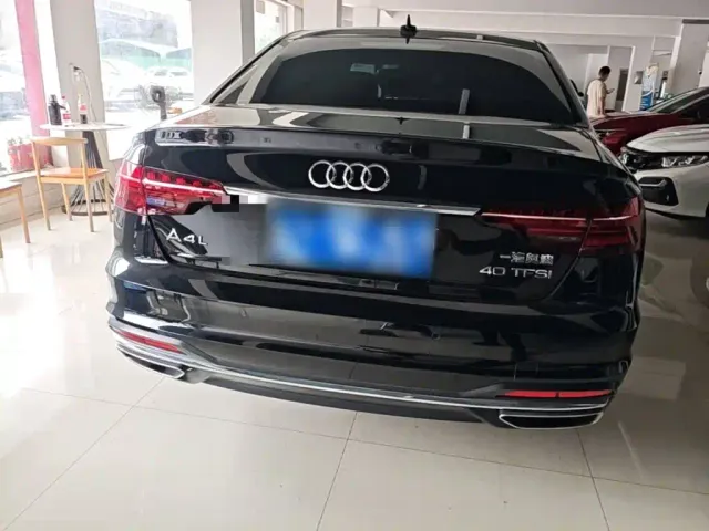 Audi A4L — Фото автомобиля 3