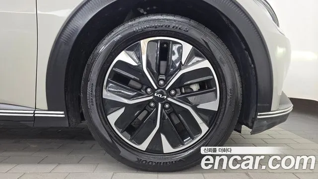Kia EV6 — Фото автомобиля 6