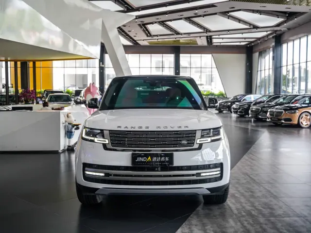 Land Rover Range Rover — Фото автомобиля 16