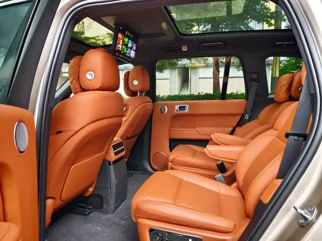 Li Auto L9 — Фото автомобиля 9