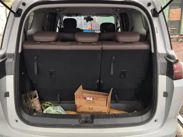Wuling Starlight 730 — Фото автомобиля 4