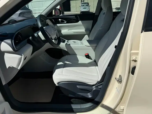 Geely Starry Wish — Фото автомобиля 7