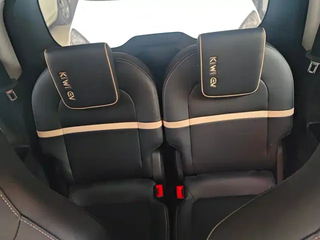 Baojun KiWi EV — Фото автомобиля 11
