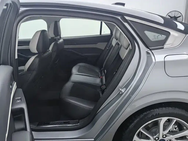 Ford Mondeo — Фото автомобиля 15