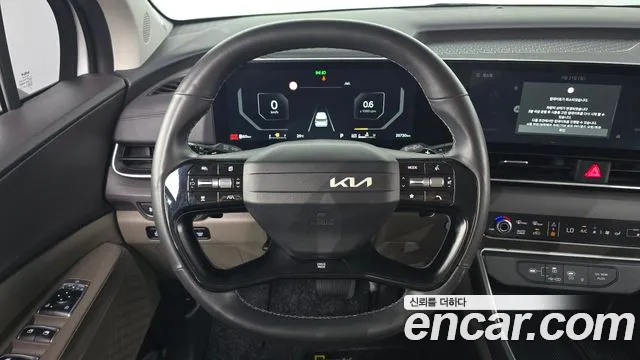 Kia Carnival Generation 4 — Фото автомобиля 18