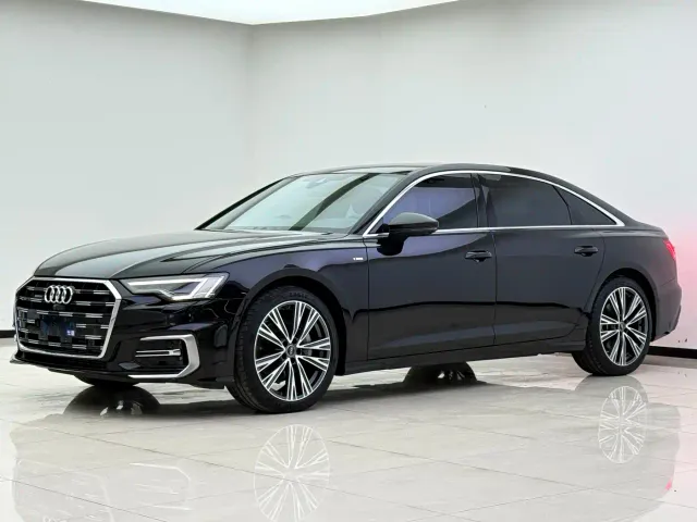 Фотография автомобиля — Audi A6L