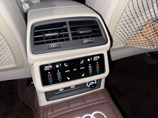 Audi A6L — Фото автомобиля 4