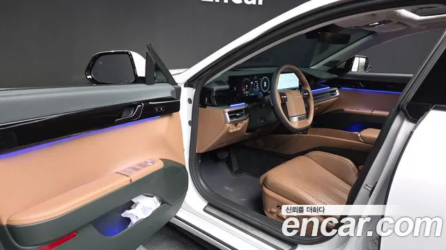 Hyundai Grandeur GN7 — Фото автомобиля 10