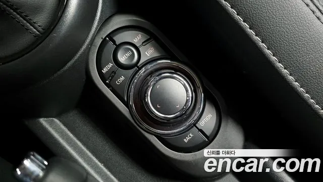MINI Cooper — Фото автомобиля 28