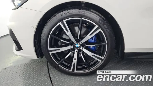 BMW 5-Series 5 серия (G60) 530i xDrive M Sport — Фото автомобиля 5