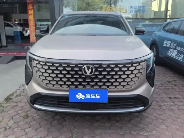Changan CS55 Plus — Фото автомобиля 2
