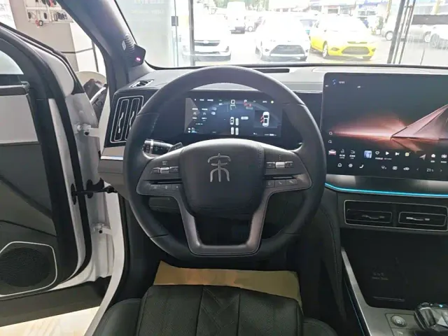 BYD Song L DM-i — Фото автомобиля 10