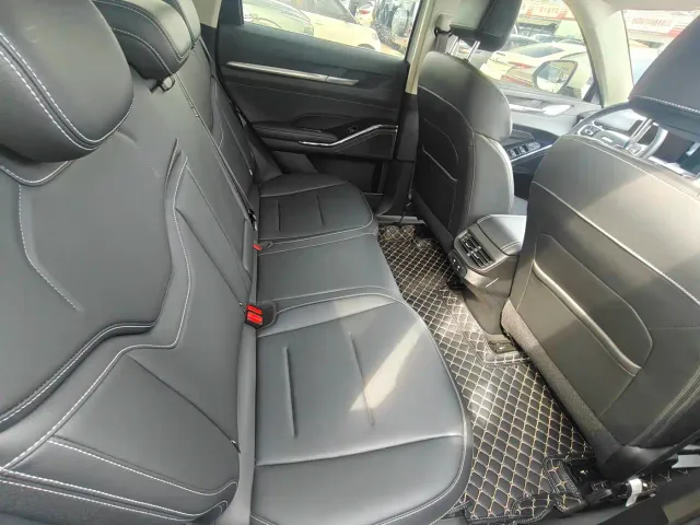 Haval H6 — Фото автомобиля 10