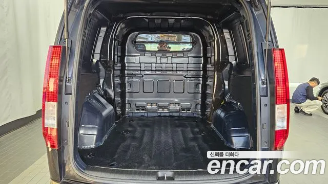 Hyundai Staria — Фото автомобиля 20