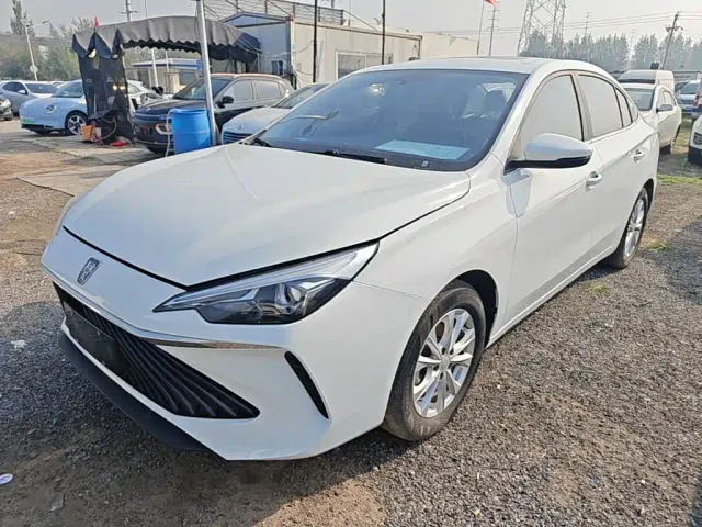 Фотография автомобиля — Roewe i5