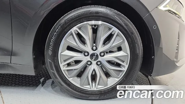 Kia K5 Signature — Фото автомобиля 5